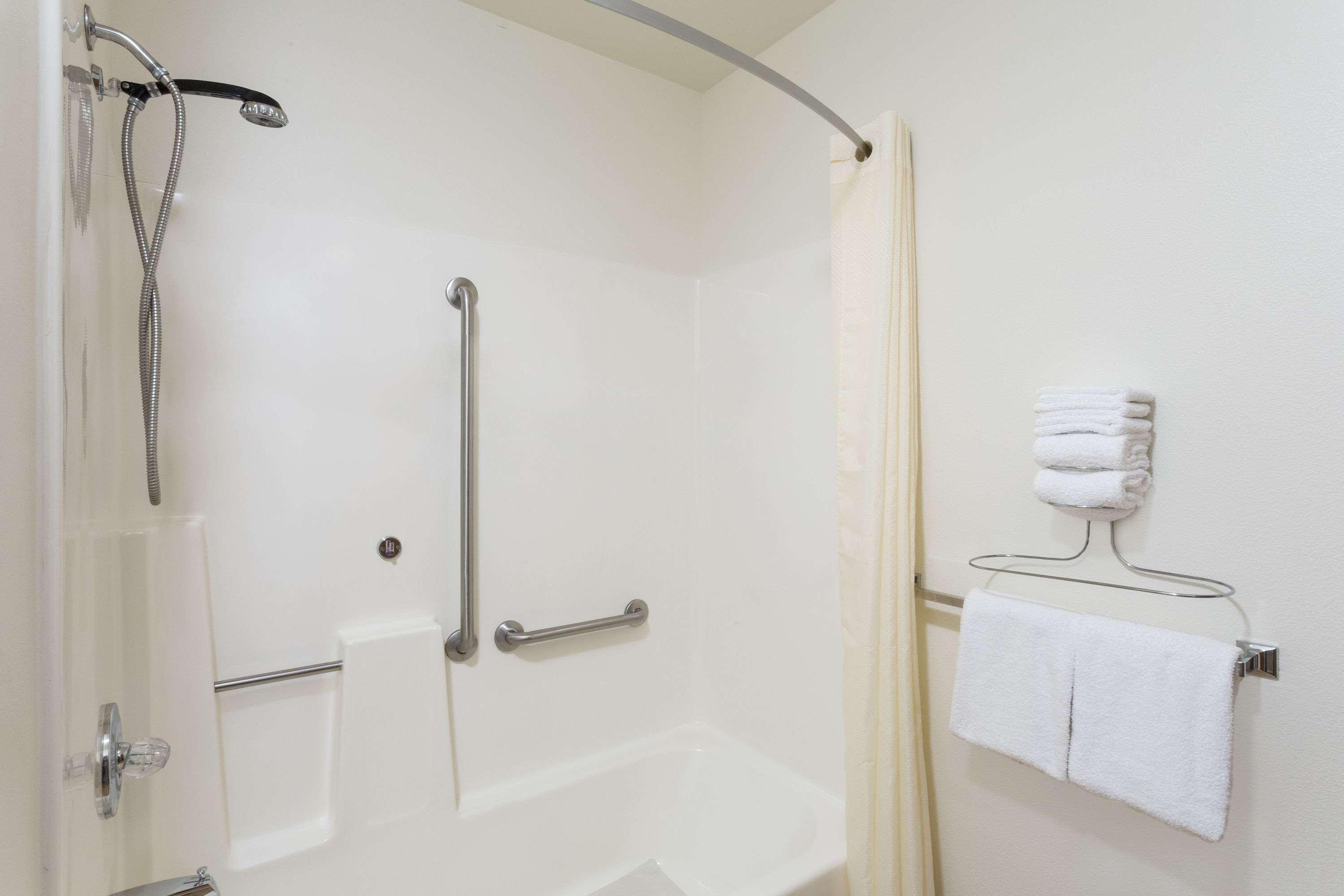 Super 8 By Wyndham Hot Springs Motel Luaran gambar