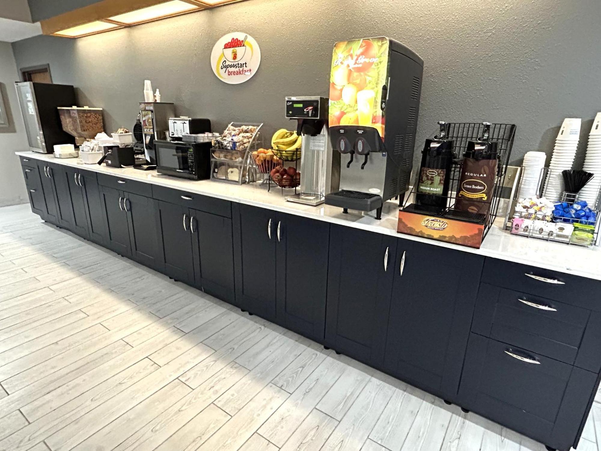 Super 8 By Wyndham Hot Springs Motel Luaran gambar